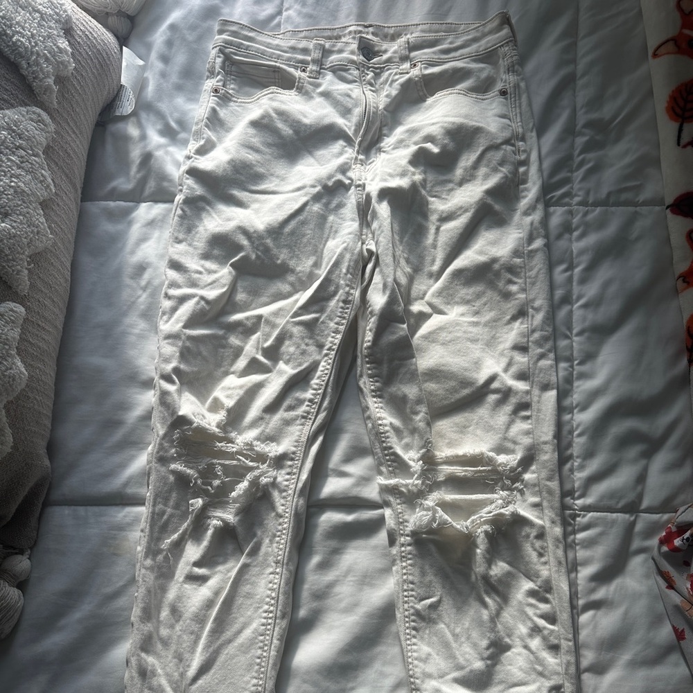 American eagle ripped jeans